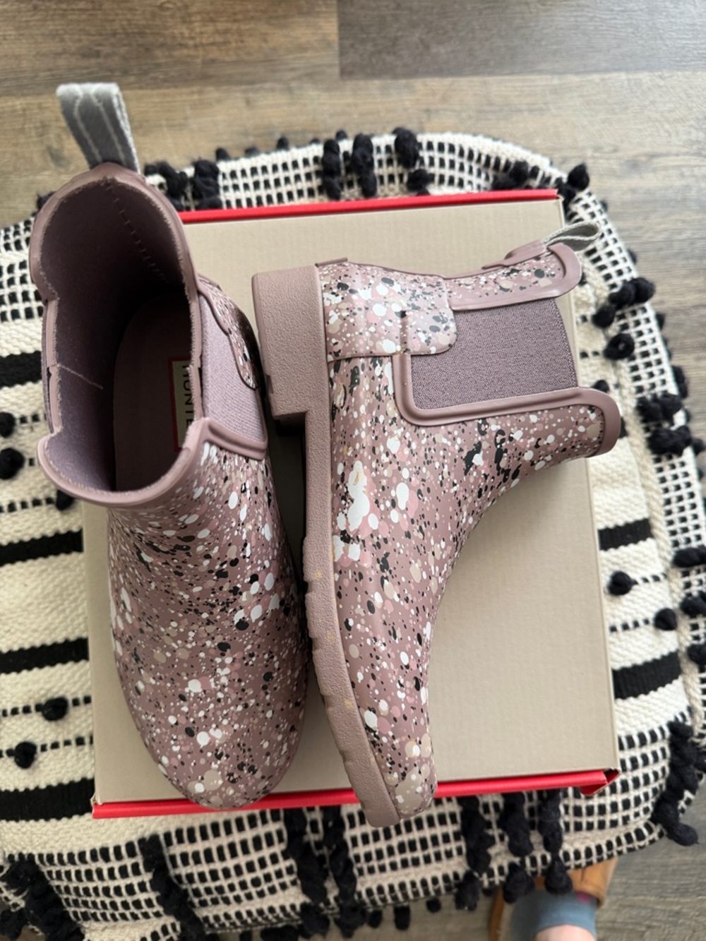 Hunter Pink Speckled Chelsea Rain Boots